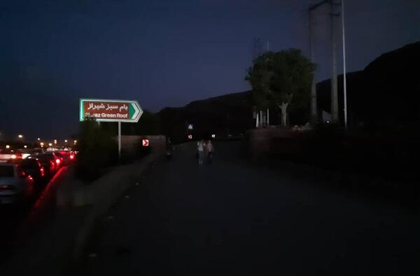 عکس شب تو جاده
