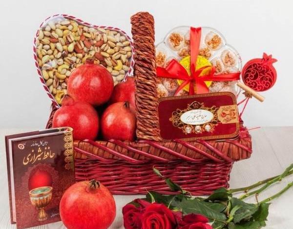عکس ایده هایی زیبا برای تزیین هدیه شب یلدا