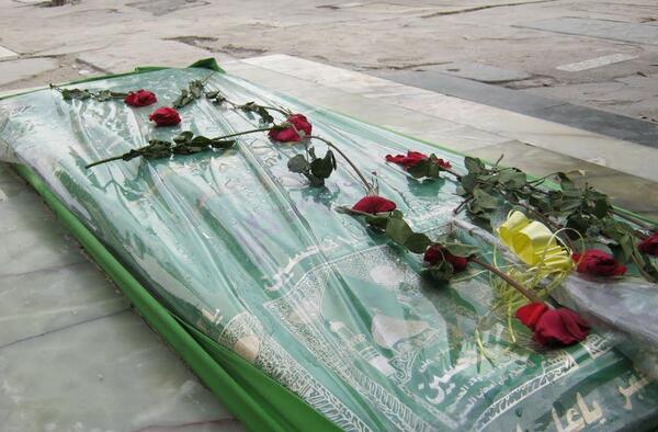 عکس قبر سید جواد ذاکر