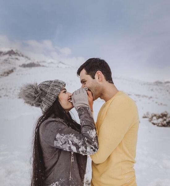 ژست عکس دونفره عاشقانه اینستاگرام