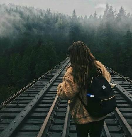 عکس دختر برای پروفایل در جنگل