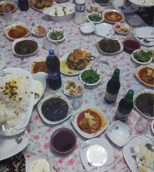 عکس قورمه سبزی با مخلفات