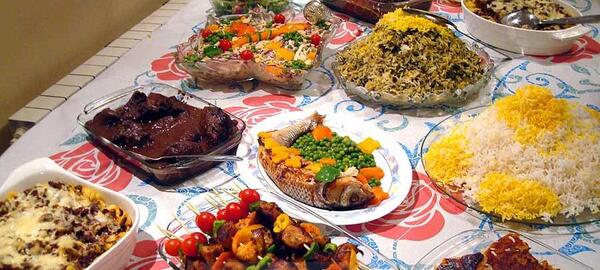 عکس قورمه سبزی با مخلفات