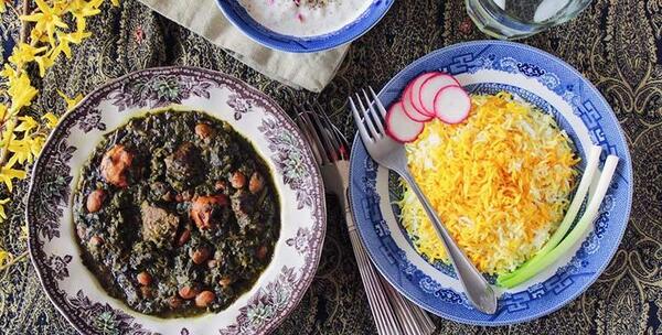 عکس قورمه سبزی با مخلفات