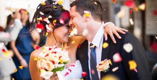 عکس عروس و داماد چشم دوخته