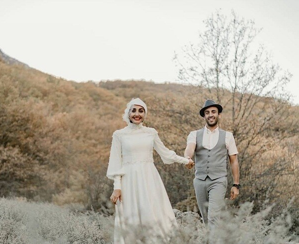 عکس عروسی پویا گنجی و همسرش