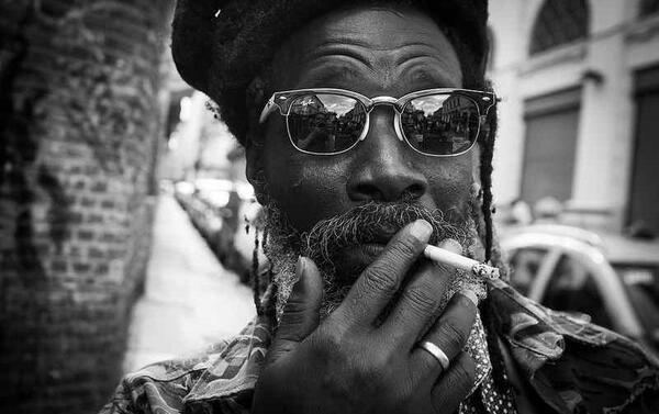 عکس پرتره ی سیاه و سفید