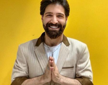عکس حمید هیراد با لباس راحتی