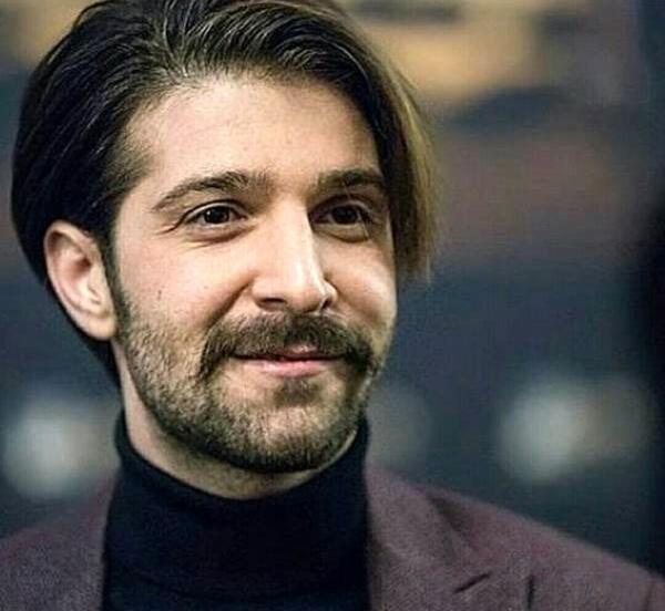 عکس حمید هیراد با لباس راحتی