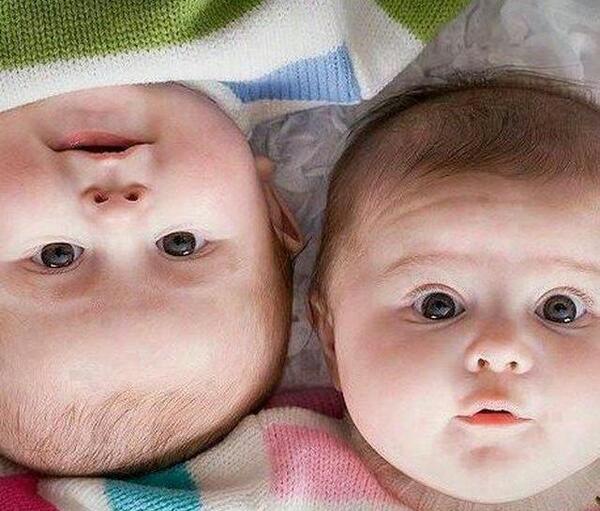 عکس استیکر بچه