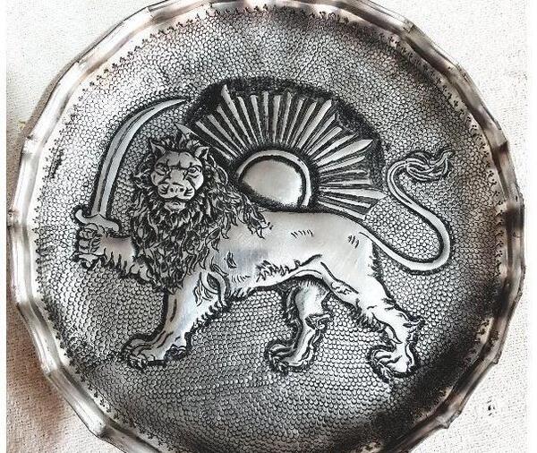 عکس شیر و خورشید