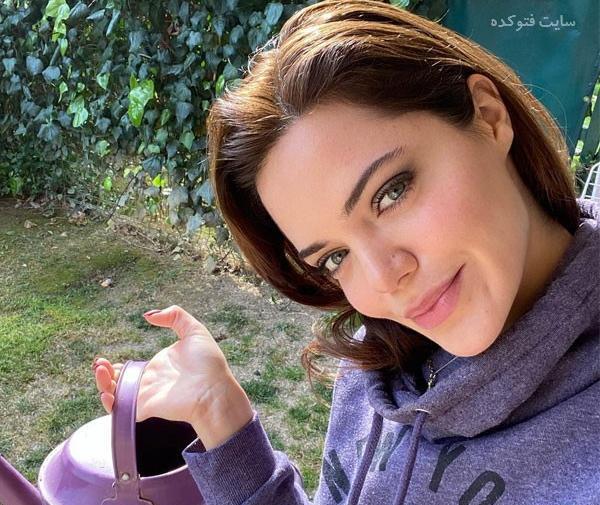 عکس همسر هلال آلتینبیلک