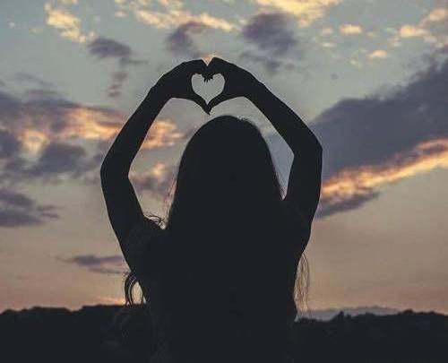 عکس فیک دخترونه روی تاب