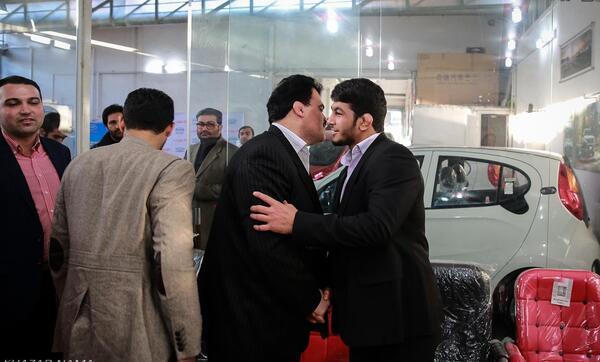عکس ماشین حسن یزدانی