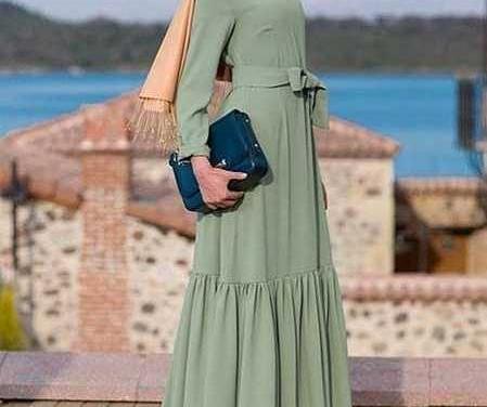 عکس مدل مانتو بلند چین دار