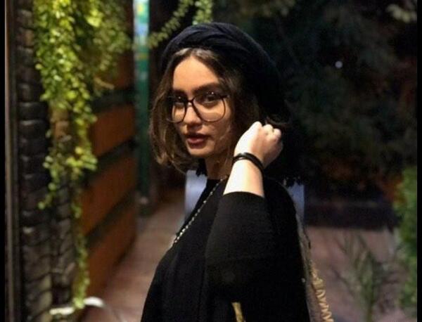 عکس آزاده در سریال ملکاوان