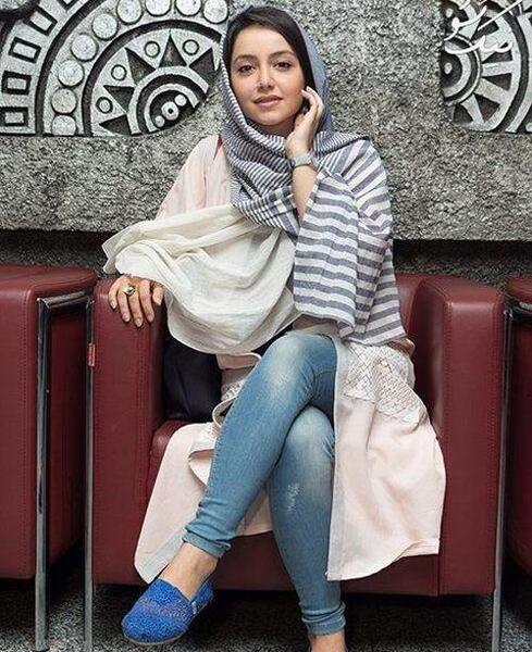 عکس نوشته بازیگر نازنین بیاتی