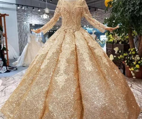 عکس لباس عروس طلایی رنگ