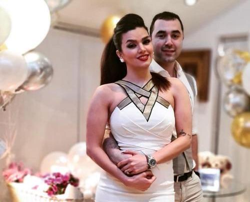 عکس شوهر گلناز در منوتو