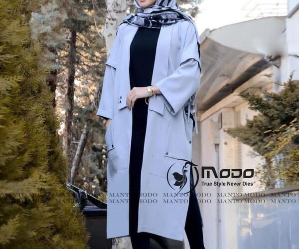 عکس مدل مانتو بلند چاک دار شیک