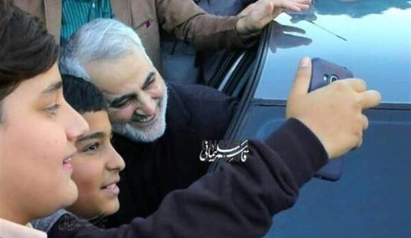 عکس جالب حاج قاسم سلیمانی