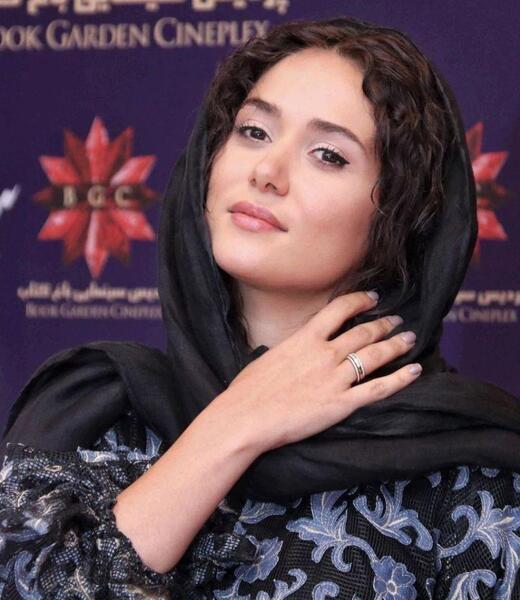 عکس جنجالی پریناز ایزدیار