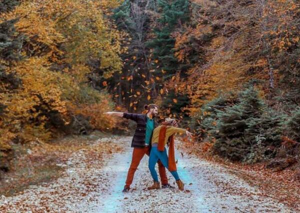 عکس عاشقانه دونفره پاییزی