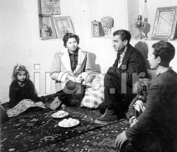 عکس خانه ثریا اسفندیاری