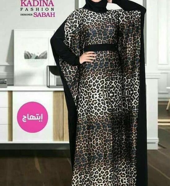 عکس مدل مانتو دخترانه حریر مشکی