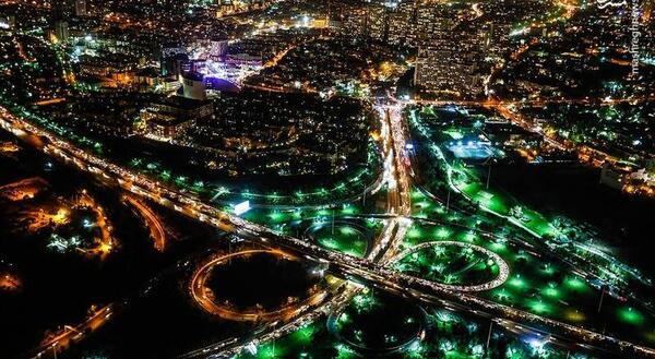 عکس هوایی تهران در شب
