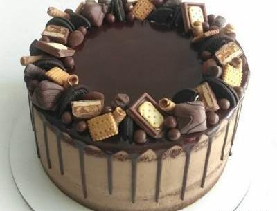 عکس کیک شکلاتی تولد