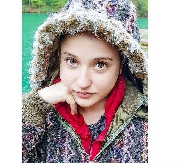 عکس دنیز در فیلم روزی روزگاری