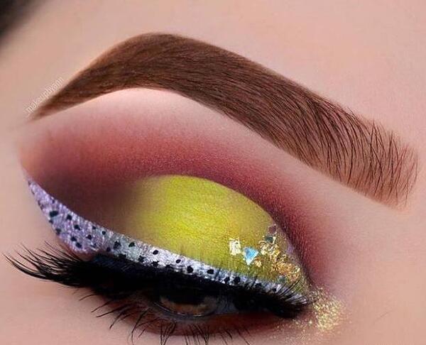 عکس چشم جدید