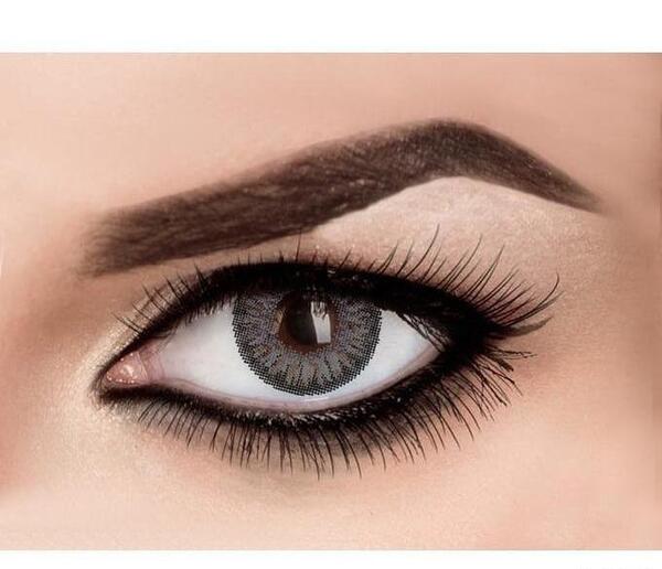 عکس چشم خاکستری