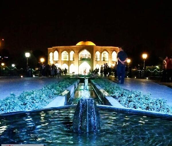 عکس شاه گلی تبریز شب