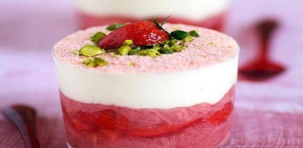 عکس ژله بستنی توت فرنگی