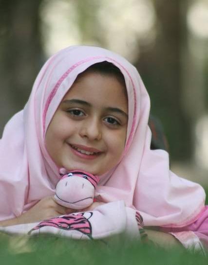 عکس بچگی فاطیما بهارمست
