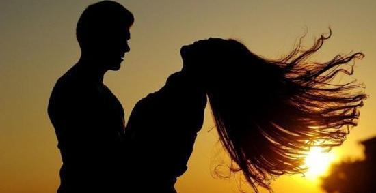 عکس عاشقانه دونفره خام