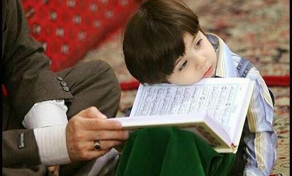 عکس قران و دختر