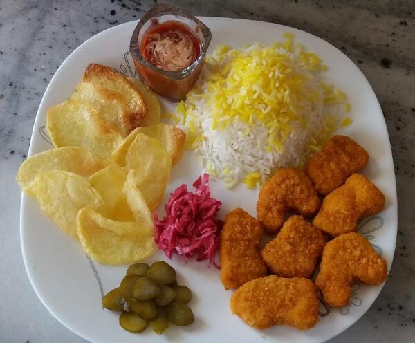 عکس ناگت مرغ و ذرت