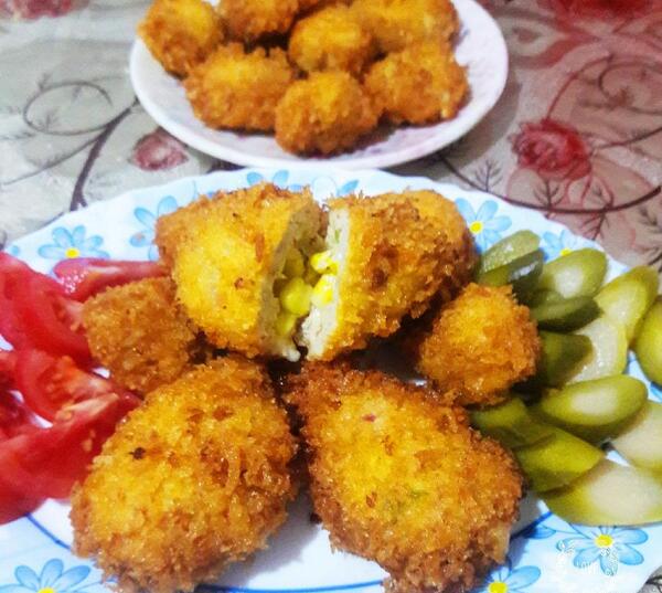عکس ناگت مرغ و ذرت