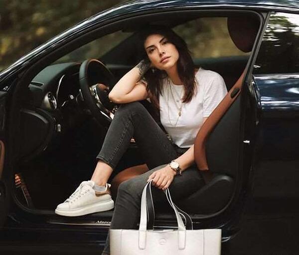زیباترین عکس دنیز بایسال