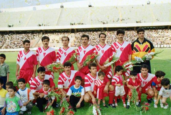 عکس علی دایی با لباس پرسپولیس