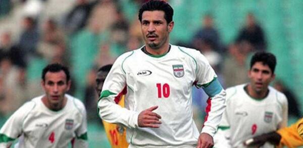 عکس علی دایی با لباس پرسپولیس