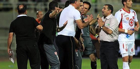 عکس علی دایی با لباس پرسپولیس
