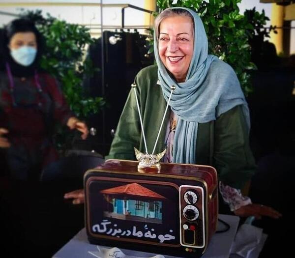 عکس کیک تولد حسنا
