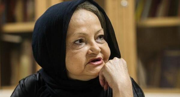 عکسهای ثریا حکمت در بیمارستان