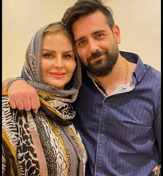 عکس امیرحسین آرمان و مادرش