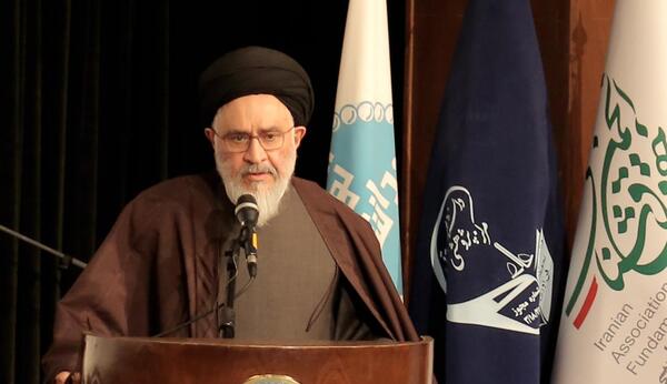 عکس محمدجعفر جعفری لنگرودی