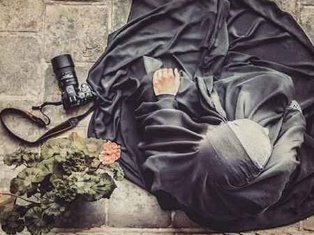 عکس دختر غمگین چادری